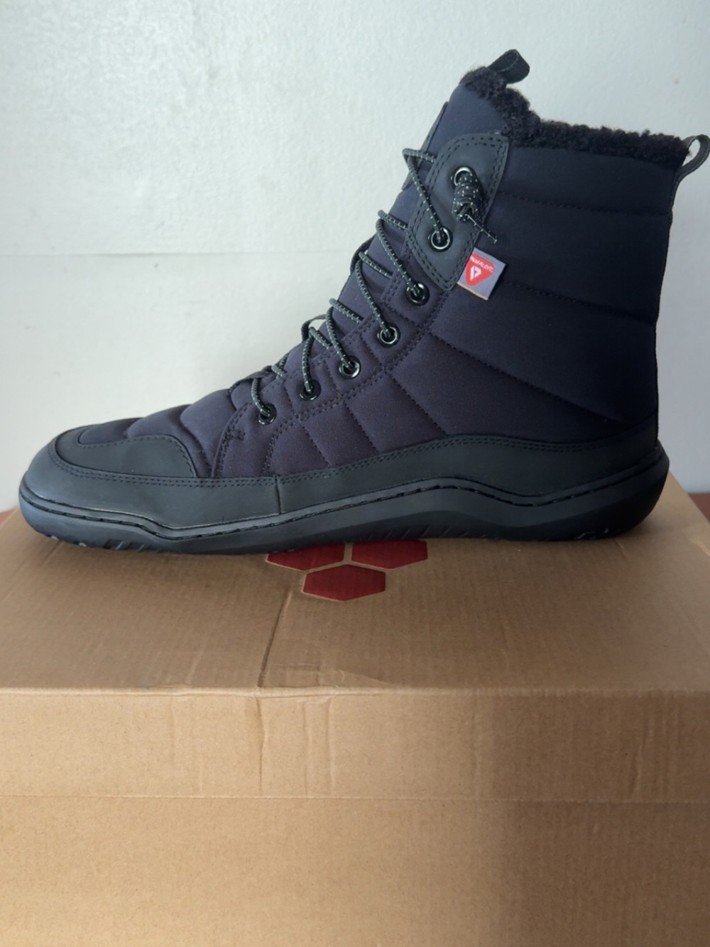 Vivobarefoot Gobi Hiber Men's EU 43 US 10 Obsidian Winter Boots Barefoot NEW - Picture 7 of 10